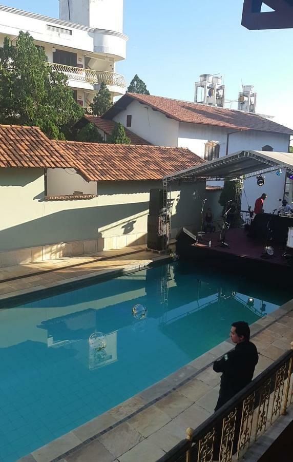 Pozzobon Hotel Moderno Betim Exterior foto